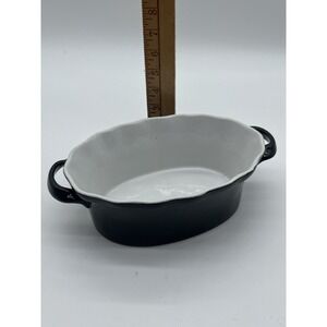 BIA Cordon Bleu 2.75 Qt. Ruffled‎ Edge Oval Baker Black/White